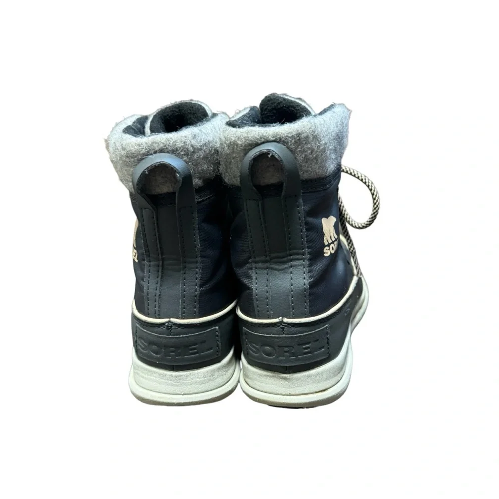Sorel Explorer Carnival insulated waterproof winter boots women's Size 7